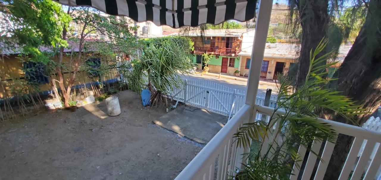 Looking Good Surf House San Juan Del Sur Hotel Bagian luar foto